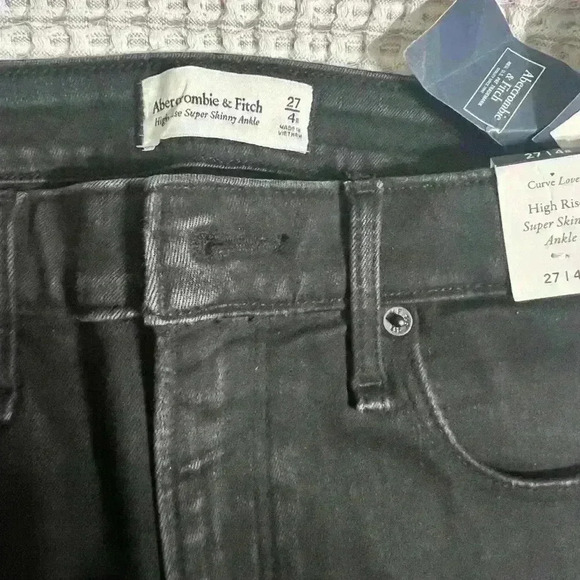 NWT Abercrombie & Fetch Black High Rise Skinny Jeans Size 27 (#148) - Picture 2 of 6